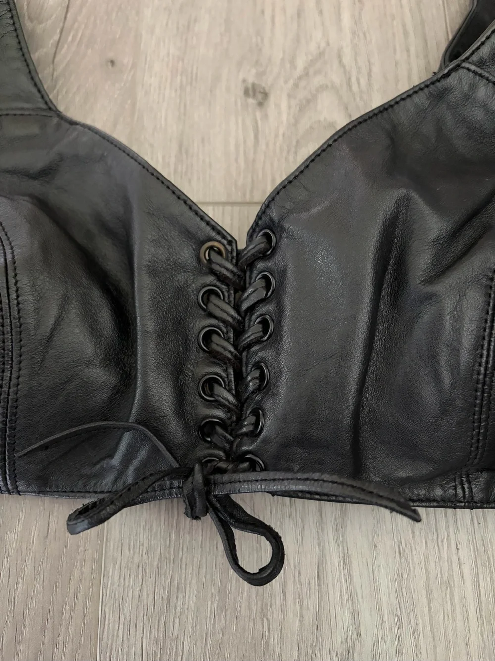 Harley Davidson Vintage Genuine Leather Bra Top size Medium - Picture 2 of 12